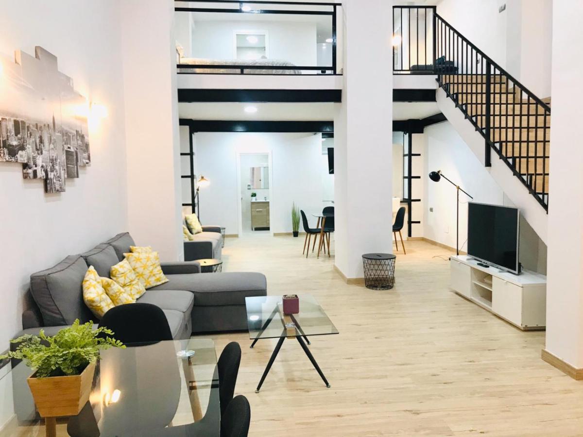 Modern & Spacious Apartment In Plaza De La Merced Málaga Kültér fotó