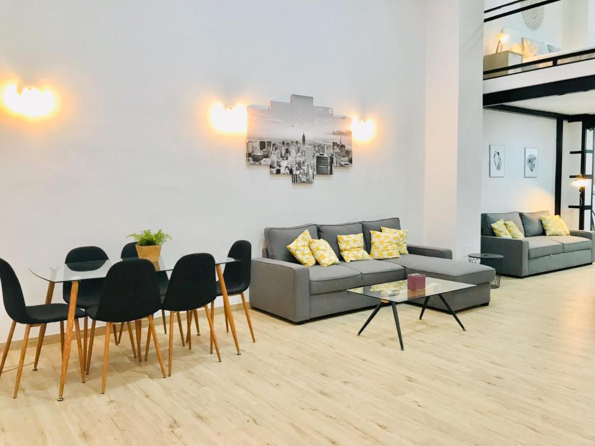 Modern & Spacious Apartment In Plaza De La Merced Málaga Kültér fotó