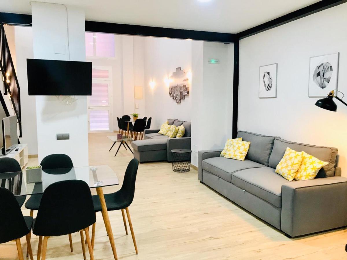 Modern & Spacious Apartment In Plaza De La Merced Málaga Kültér fotó